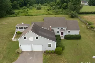 6 Autumn Ridge, Windham, CT 06280 - Photo 2