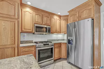 20 North Pasture Lane, Stratford, CT 06614 - Photo 16