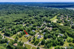 20 N Pasture Ln, Stratford, CT 06614 - Photo 6