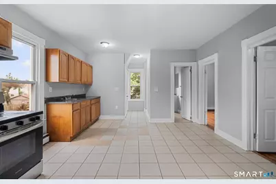 354 Poplar Street #2nd Flr, New Haven, CT 06513 - Photo 4