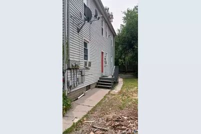 32 South Street, Torrington, CT 06790 - Photo 2