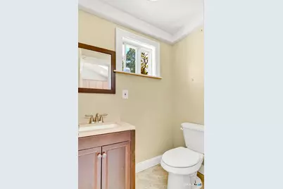 103 Robert Street, Waterbury, CT 06710 - Photo 8