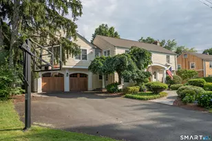 49 Belcrest Rd, West Hartford, CT 06107 - Photo 2