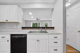 15 Freedom Way, East Lyme, CT 06357 - Photo 6