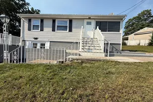 17 Navarro Rd, East Haven, CT 06512 - Photo 2