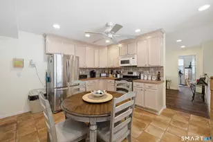 21 Culloden Rd, Stamford, CT 06902 - Photo 22
