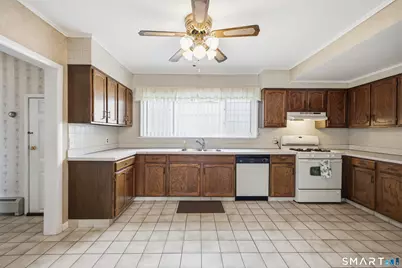 21 Culloden Road, Stamford, CT 06902 - Photo 10