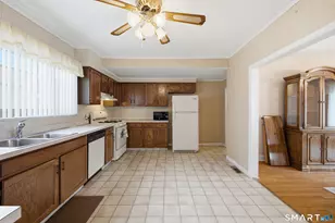 21 Culloden Rd, Stamford, CT 06902 - Photo 20
