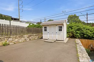 21 Culloden Rd, Stamford, CT 06902 - Photo 32