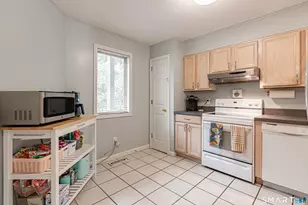 50 Far View Cmns, Southbury, CT 06488 - Photo 6