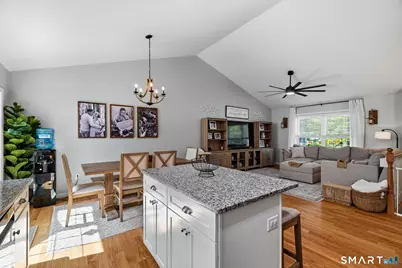 845 Old Colchester Road, Montville, CT 06370 - Photo 14