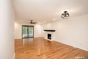 126 Hunters Creek, Shelton, CT 06484 - Photo 4