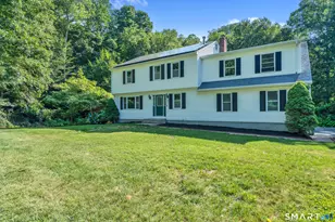 27 Ortega Dr, Montville, CT 06370 - Photo 2