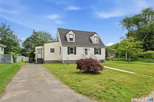 5 Victor St, East Haven, CT 06512 - Photo 4