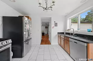 5 Victor St, East Haven, CT 06512 - Photo 12