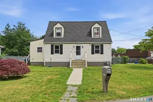 5 Victor St, East Haven, CT 06512 - Photo 2