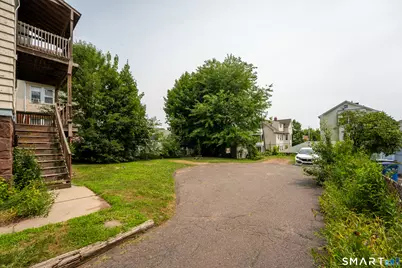 92 Fairfield Avenue #1st Floor, Hartford, CT 06114 - Photo 24