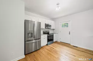 38 Charter Oak Ave, East Haven, CT 06512 - Photo 16
