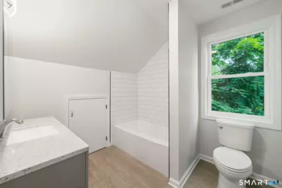 38 Charter Oak Avenue, East Haven, CT 06512 - Photo 32