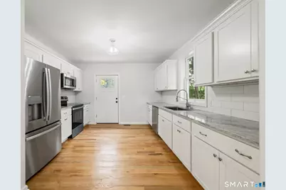 38 Charter Oak Avenue, East Haven, CT 06512 - Photo 16