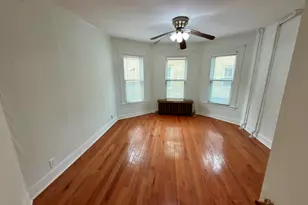 40 Elm St, East Hartford, CT 06108 - Photo 10