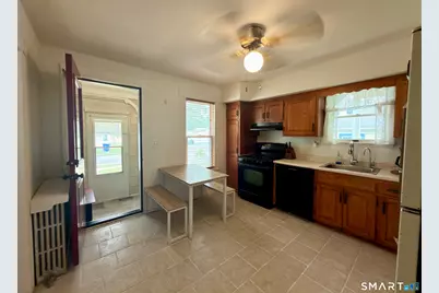 40 Elm Street, East Hartford, CT 06108 - Photo 6