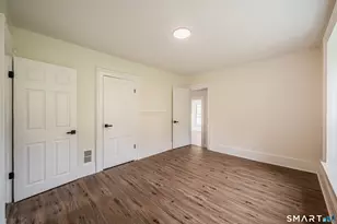 32 Elm St, Bristol, CT 06010 - Photo 30