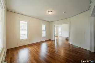 32 Elm St, Bristol, CT 06010 - Photo 12
