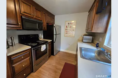 400 North Main Street #24, Manchester, CT 06040 - Photo 6