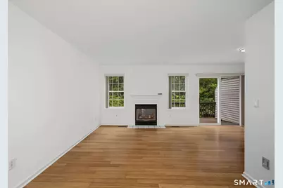 2005 Heartwood Lane #2005, Danbury, CT 06811 - Photo 6
