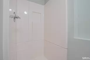 16 Miami St, East Haven, CT 06513 - Photo 14