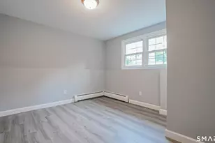 16 Miami St, East Haven, CT 06513 - Photo 18