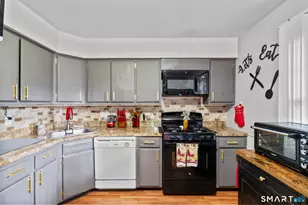 59 Savin Park, West Haven, CT 06516 - Photo 2