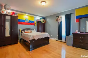 849 Frost Rd, Waterbury, CT 06705 - Photo 10