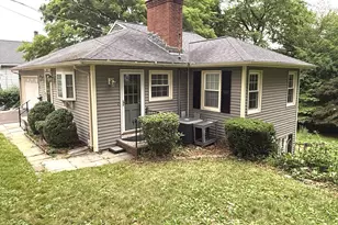 33 Hillcrest Ave, Watertown, CT 06795 - Photo 4