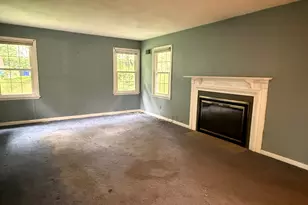 33 Hillcrest Ave, Watertown, CT 06795 - Photo 16
