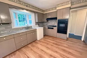 33 Hillcrest Ave, Watertown, CT 06795 - Photo 12