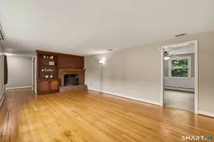 126 Davis Rd, East Hartford, CT 06118 - Photo 6