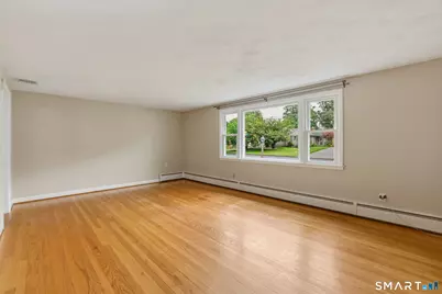 126 Davis Road, East Hartford, CT 06118 - Photo 8