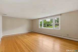 126 Davis Rd, East Hartford, CT 06118 - Photo 8