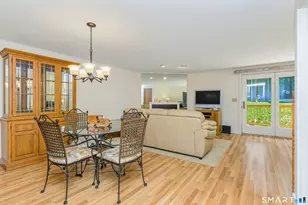 21 Wynwood Dr, Cromwell, CT 06416 - Photo 12