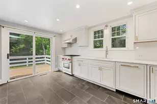 23 Turkey Hill Rd N, Westport, CT 06880 - Photo 2