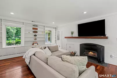 585 Hoydens Lane, Fairfield, CT 06824 - Photo 10