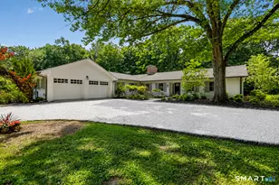 585 Hoydens Ln, Fairfield, CT 06824 - Photo 1