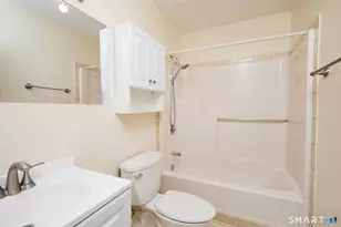 120 Huntington Turnpike, Bridgeport, CT 06610 - Photo 18