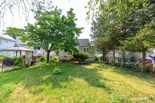 37 Center Ave, Norwalk, CT 06851 - Photo 10
