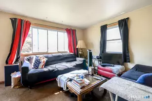 37 Center Ave, Norwalk, CT 06851 - Photo 4