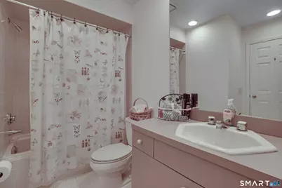 12 Boulevard Drive #24-145, Danbury, CT 06810 - Photo 12
