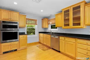 106 N Wawecus Hill Rd, Norwich, CT 06360 - Photo 8