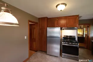 235 Summit St, Manchester, CT 06042 - Photo 14